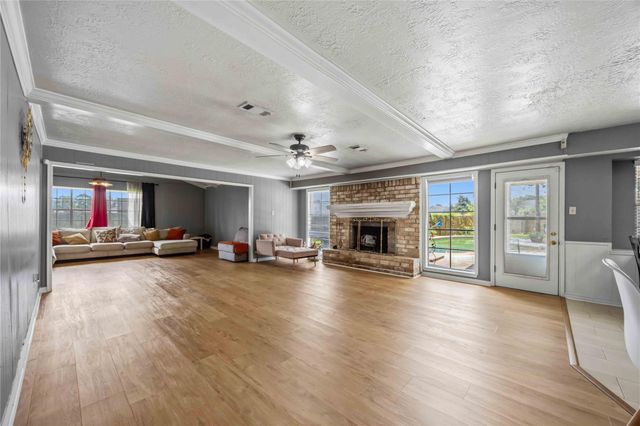 1003 Misty Lea Lane, Houston, TX 77090
