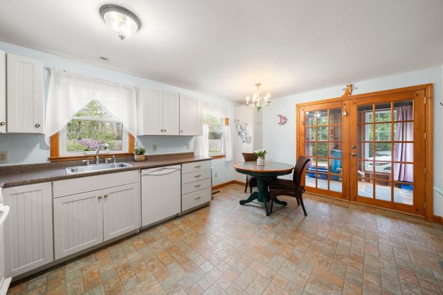 34 Newtown Road, Sandwich, MA 02563