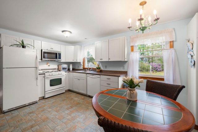 34 Newtown Road, Sandwich, MA 02563