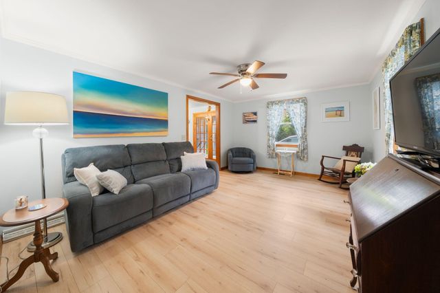 34 Newtown Road, Sandwich, MA 02563