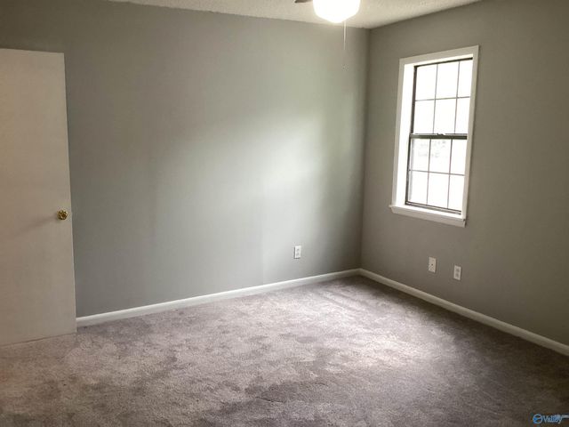 906 N 9th Street, Gadsden, AL 35901