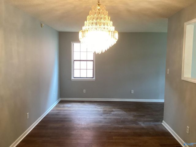 906 N 9th Street, Gadsden, AL 35901