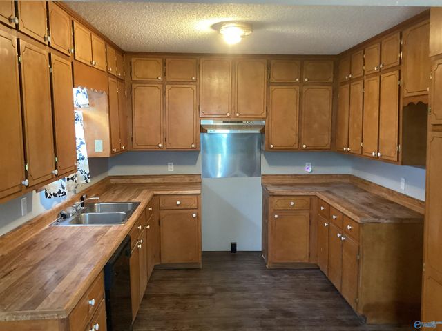 906 N 9th Street, Gadsden, AL 35901