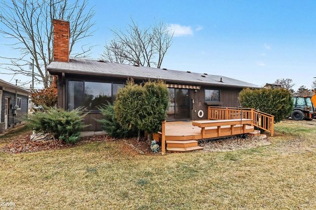 142 Channelsyde Dr Drive, Algonac, MI 48001