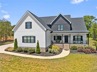 7412 Kingsley Place, Stokesdale, NC 27357