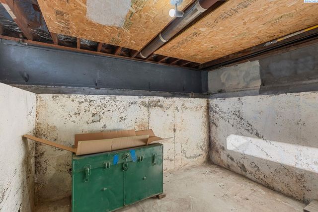 139 N 52nd Avenue, Yakima, WA 98908