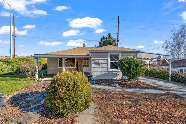 139 N 52nd Avenue, Yakima, WA 98908