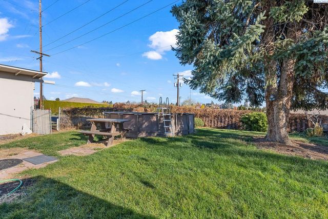 139 N 52nd Avenue, Yakima, WA 98908