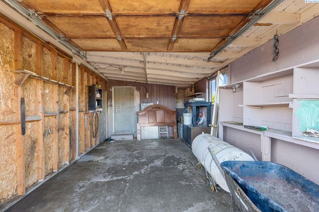 139 N 52nd Avenue, Yakima, WA 98908