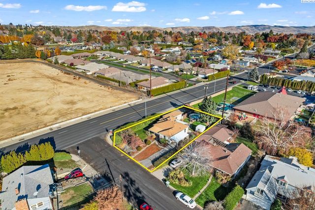 139 N 52nd Avenue, Yakima, WA 98908