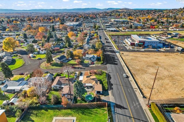 139 N 52nd Avenue, Yakima, WA 98908