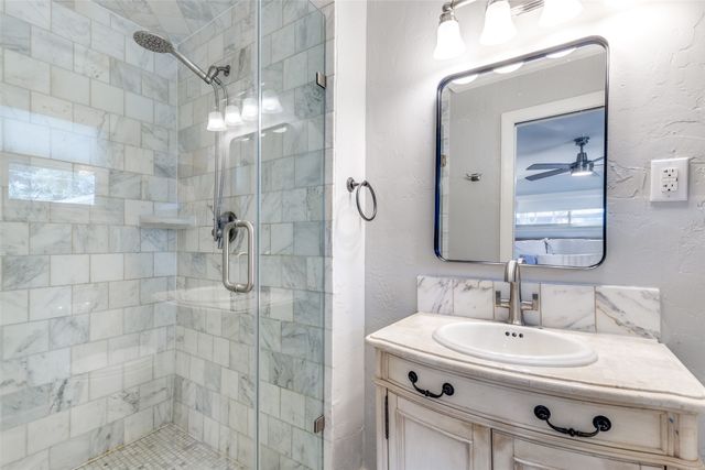 2476 Pinebluff Drive, Dallas, TX 75228