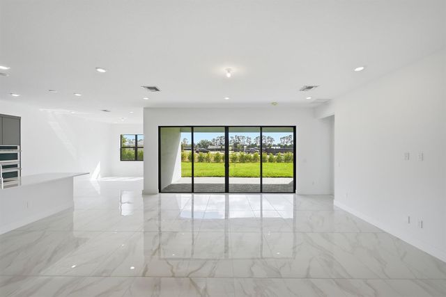 7593 Bridle Trail Way, Lake Worth, FL 33449