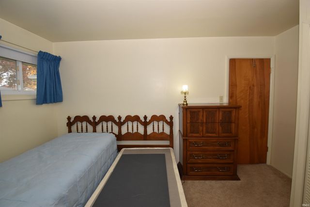 1117 Whitehall Drive, South Bend, IN 46615