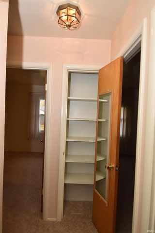 1117 Whitehall Drive, South Bend, IN 46615