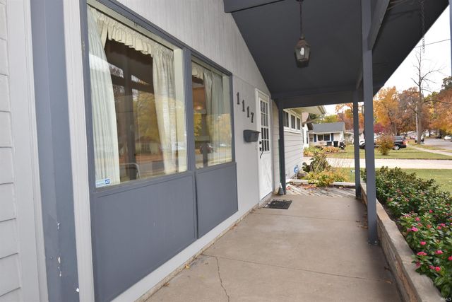 1117 Whitehall Drive, South Bend, IN 46615