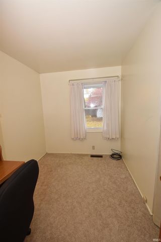 1117 Whitehall Drive, South Bend, IN 46615