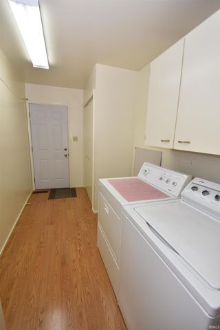 1117 Whitehall Drive, South Bend, IN 46615