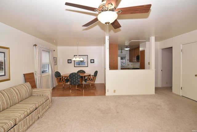 1117 Whitehall Drive, South Bend, IN 46615