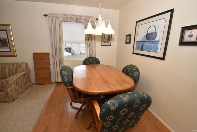 1117 Whitehall Drive, South Bend, IN 46615