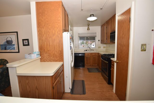 1117 Whitehall Drive, South Bend, IN 46615