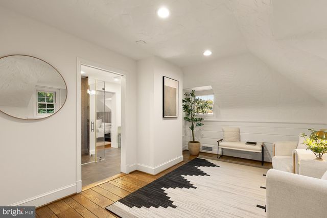 1636 KALMIA RD NW, Washington, DC 20012