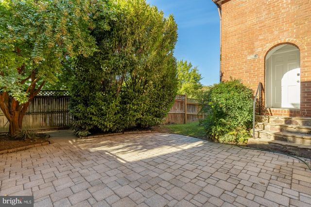 1636 KALMIA RD NW, Washington, DC 20012