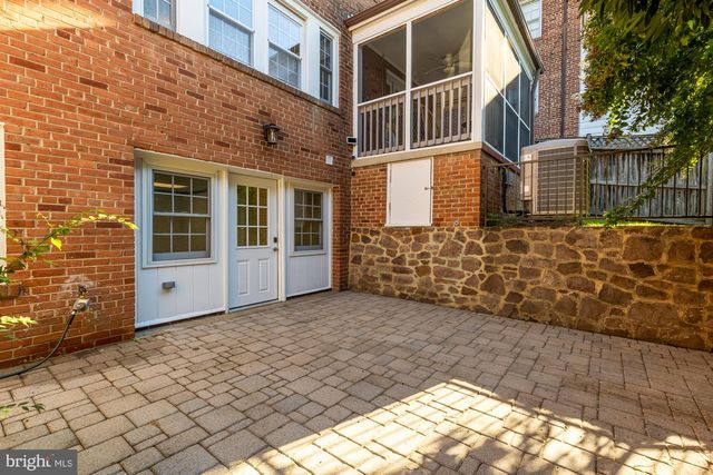 1636 KALMIA RD NW, Washington, DC 20012