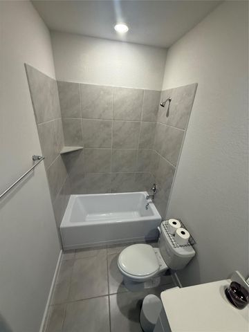 5711 Madden Lane, Houston, TX 77048