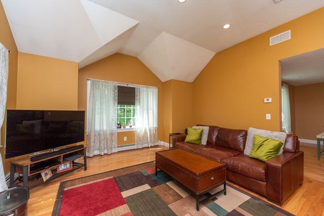 151 Princess Ln, Raynham, MA 02767