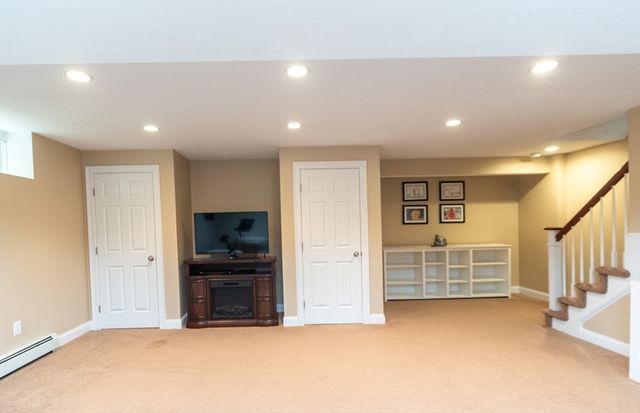 151 Princess Ln, Raynham, MA 02767