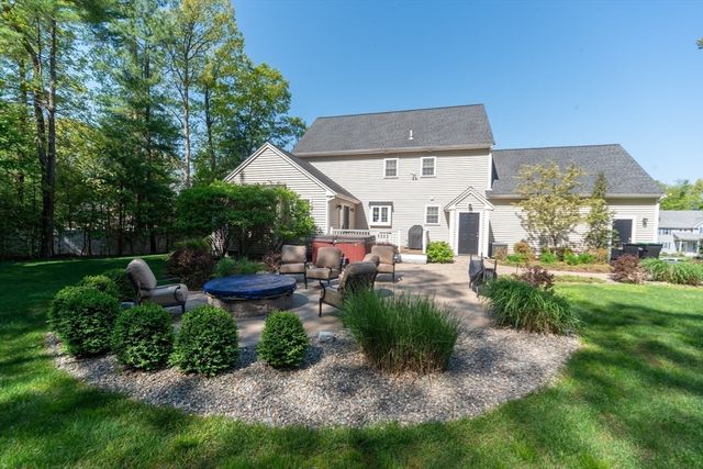 151 Princess Ln, Raynham, MA 02767