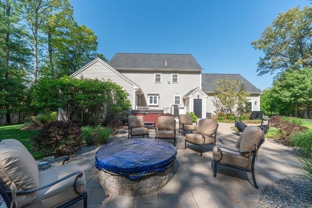 151 Princess Ln, Raynham, MA 02767
