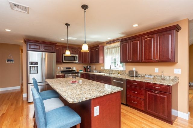 151 Princess Ln, Raynham, MA 02767