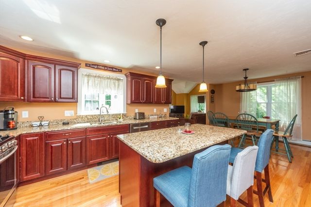 151 Princess Ln, Raynham, MA 02767