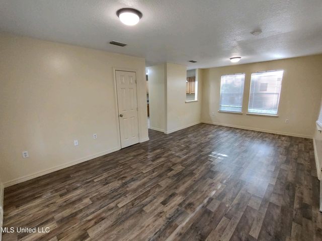 3115 Louise Street, Pascagoula, MS 39581