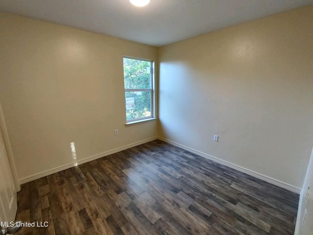 3115 Louise Street, Pascagoula, MS 39581