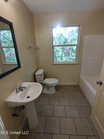 3115 Louise Street, Pascagoula, MS 39581