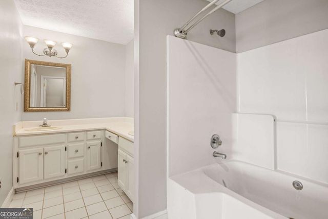 1117 Brooks Road, Pendergrass, GA 30567