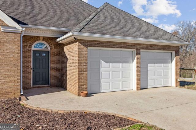 1117 Brooks Road, Pendergrass, GA 30567