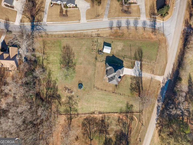 1117 Brooks Road, Pendergrass, GA 30567