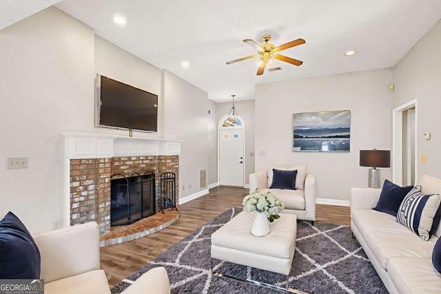 1117 Brooks Road, Pendergrass, GA 30567