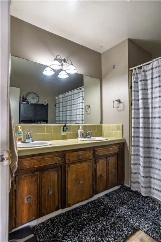 2869 Hillcrest Street, Atwater, CA 95301