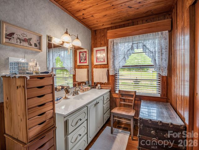 408 Hollis Road, Ellenboro, NC 28040