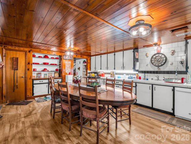 408 Hollis Road, Ellenboro, NC 28040