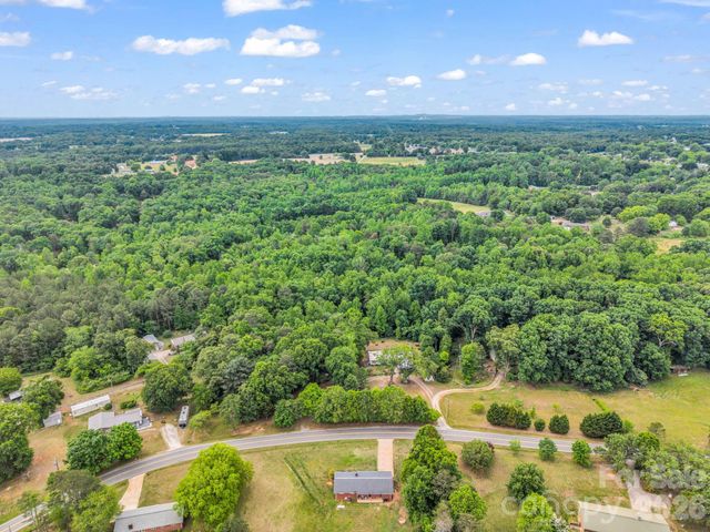 408 Hollis Road, Ellenboro, NC 28040