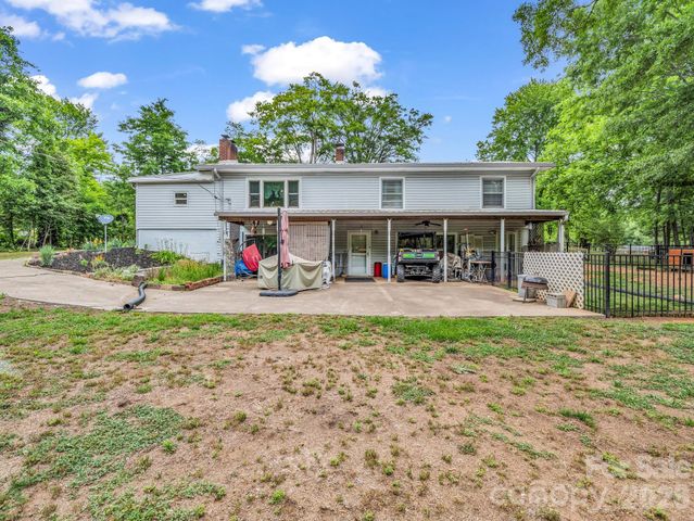 408 Hollis Road, Ellenboro, NC 28040