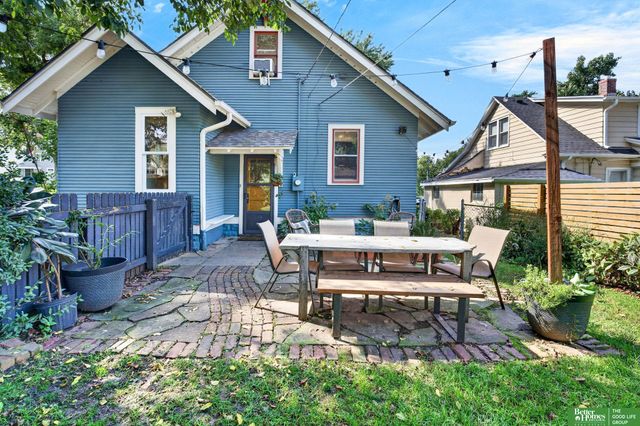 2703 N 63 Street, Omaha, NE 68104