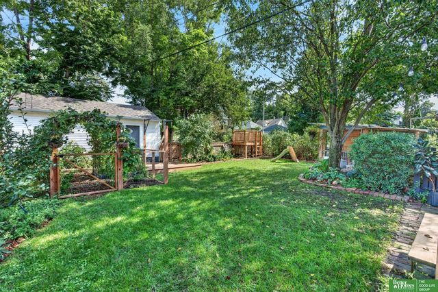 2703 N 63 Street, Omaha, NE 68104