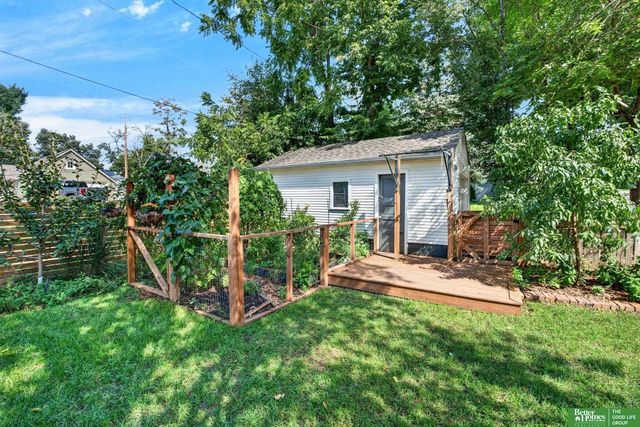2703 N 63 Street, Omaha, NE 68104
